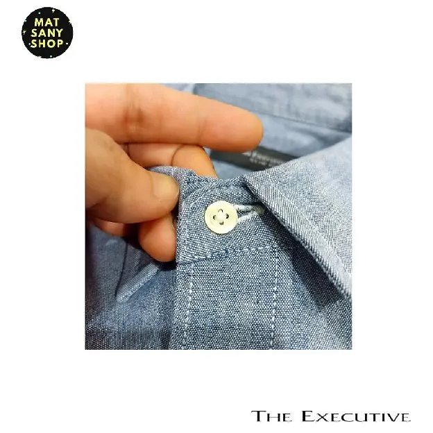 Kemeja Denim Jeans The Executive Lengan Pendek Biru Formal