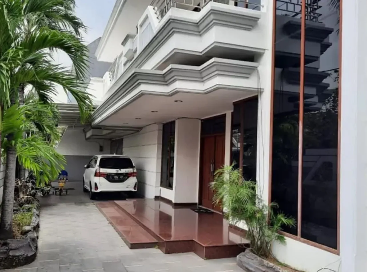 Jual Rumah Mewah Surabaya Shm Kawasan Dharmahusada Indah Utara