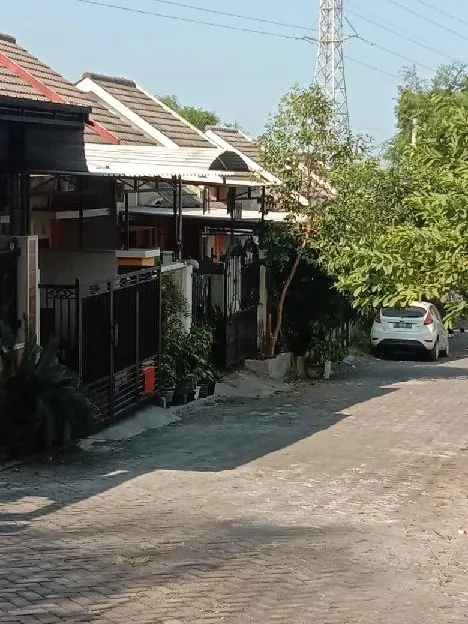 Di Jual Perumahan Bukit Sekar Indah Jl. Ngagorsari Kebomas Gresik Shm Imb Jual Murah
