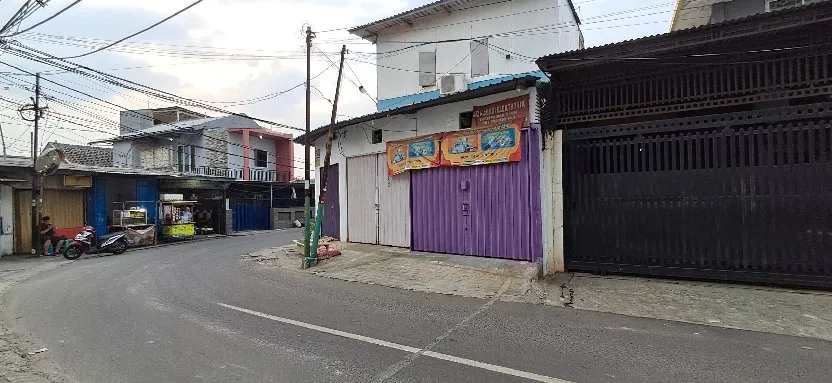 JUAL RUKO 4 toko kios lantai bawah Rumah 2 LANTAI SHM pinggir jalan raya aspal toko 64m HUG