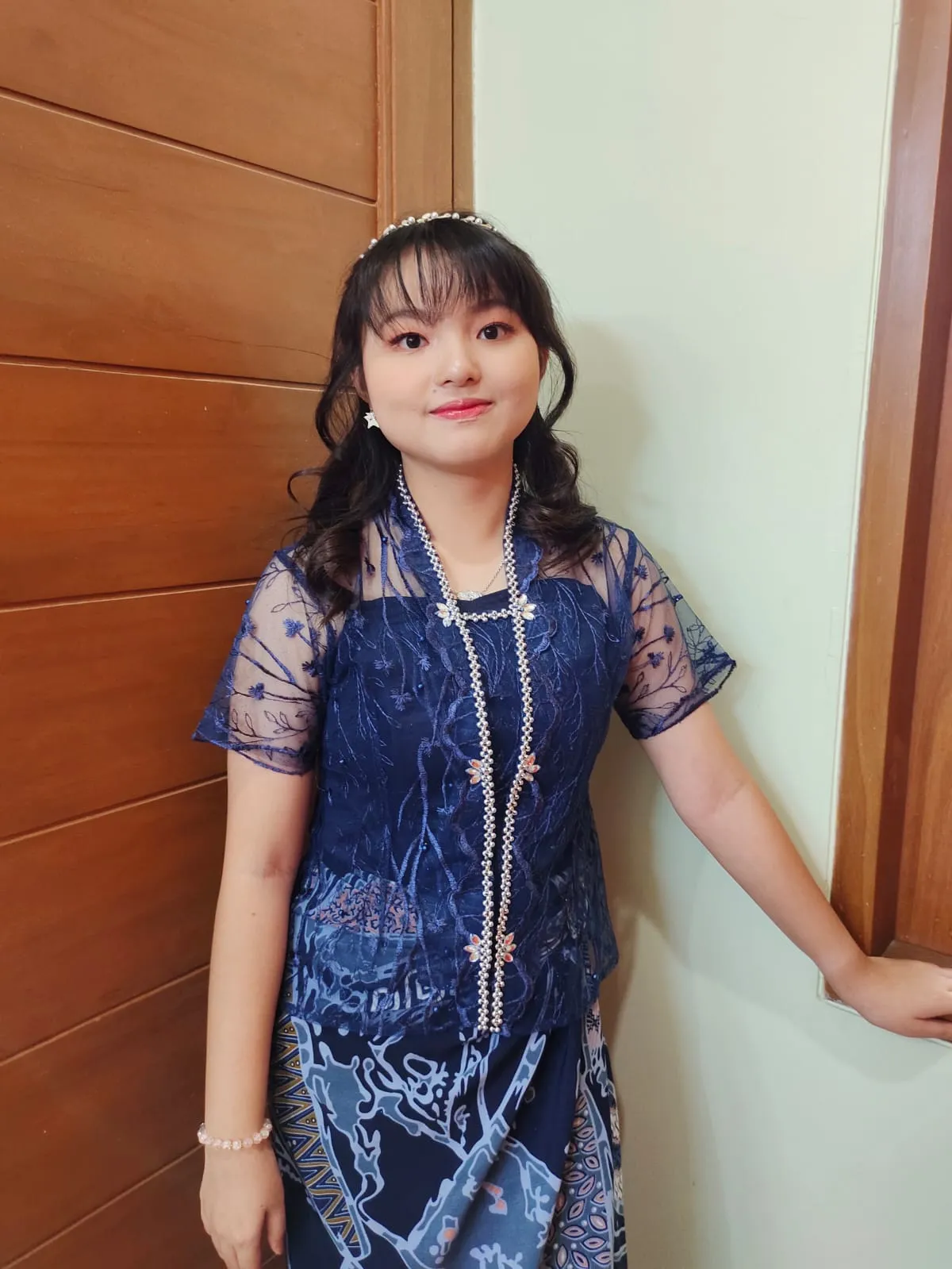 NYAMAN, Kebaya Modern Wisuda, Kebaya Brokat, Kondangan, Tunangan, Lombok, NENG LINA KEBAYA
