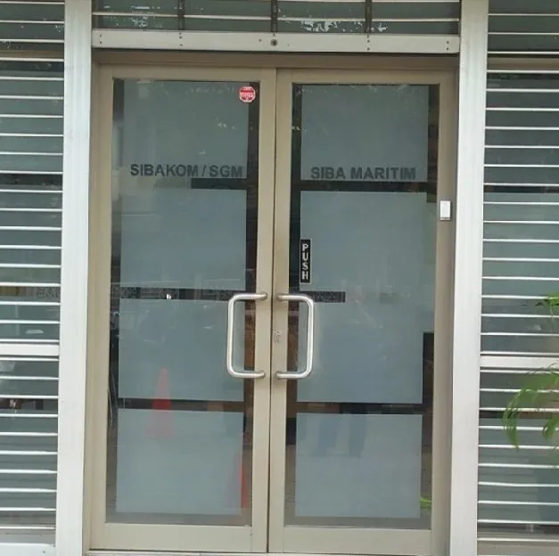 pasang sticker kaca rumah, ruko, gedung, depok