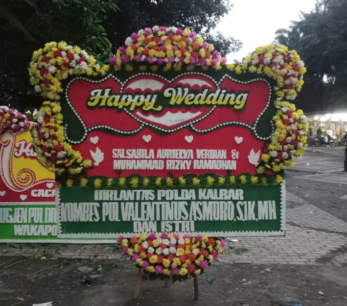 Ain Florist Karangan Bunga papan di Jakarta Timur