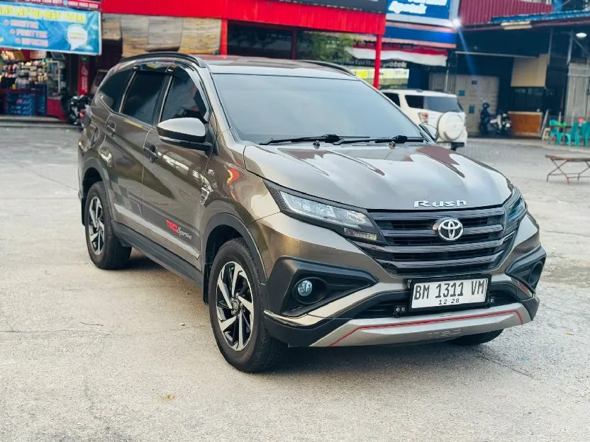 di jual mobil bekas rasa baru