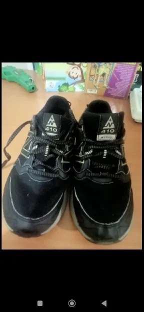 sepatu trail 410