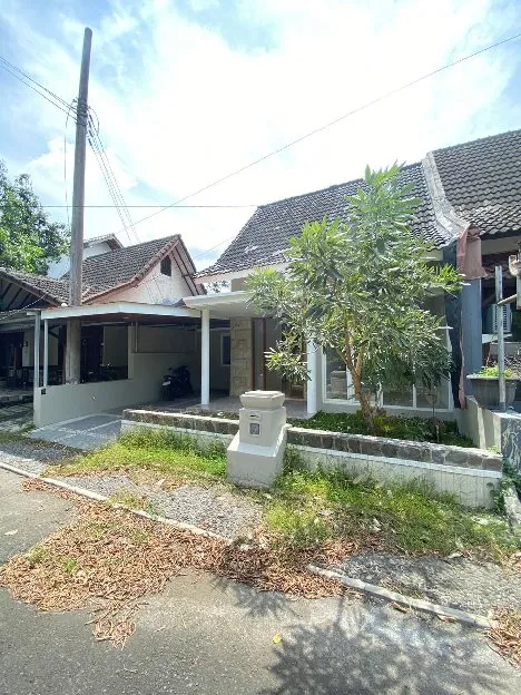 Jual Rumah Siap Huni dekat Gito Gati Palagan Minimarket Sleman Yogya