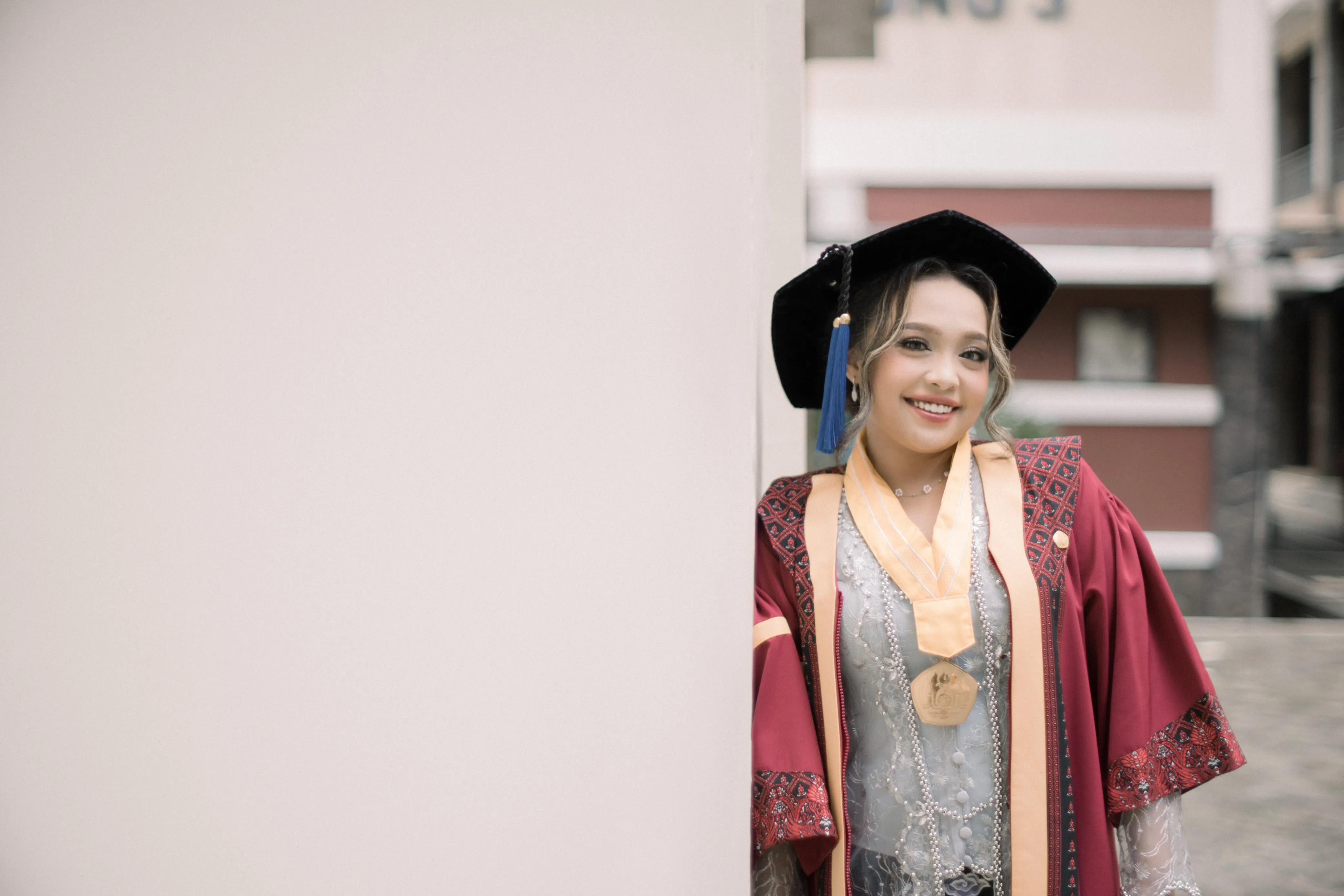 Diskon, Kebaya Modern WIsuda, Kutubaru Lamaran, Perpisahan Sekolah, Donggala, NENG LINA KEBAYA
