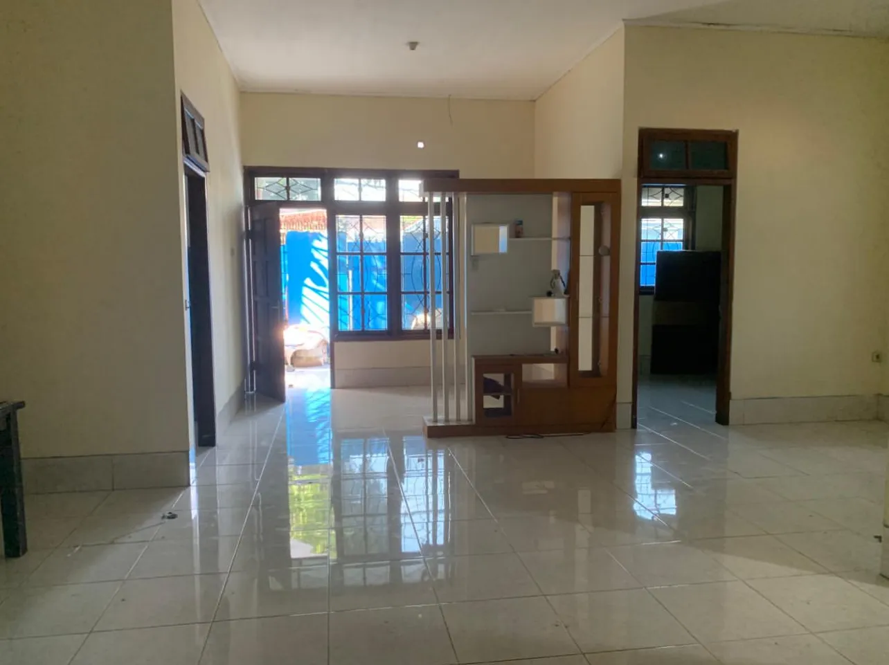 Jual Rumah Kosong Shm di Area Tanah Tinggi Kota Jakarta Pusat