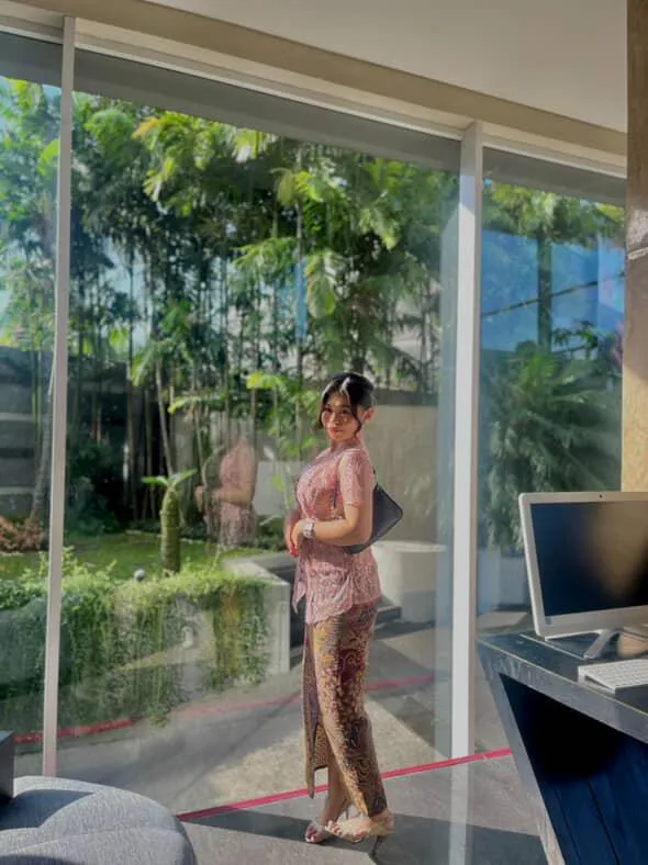 FAVORIT, Tempat Kebaya Modern Wisuda, Kebaya Tunangan Kutubaru, Palopo, NENG LINA KEBAYA