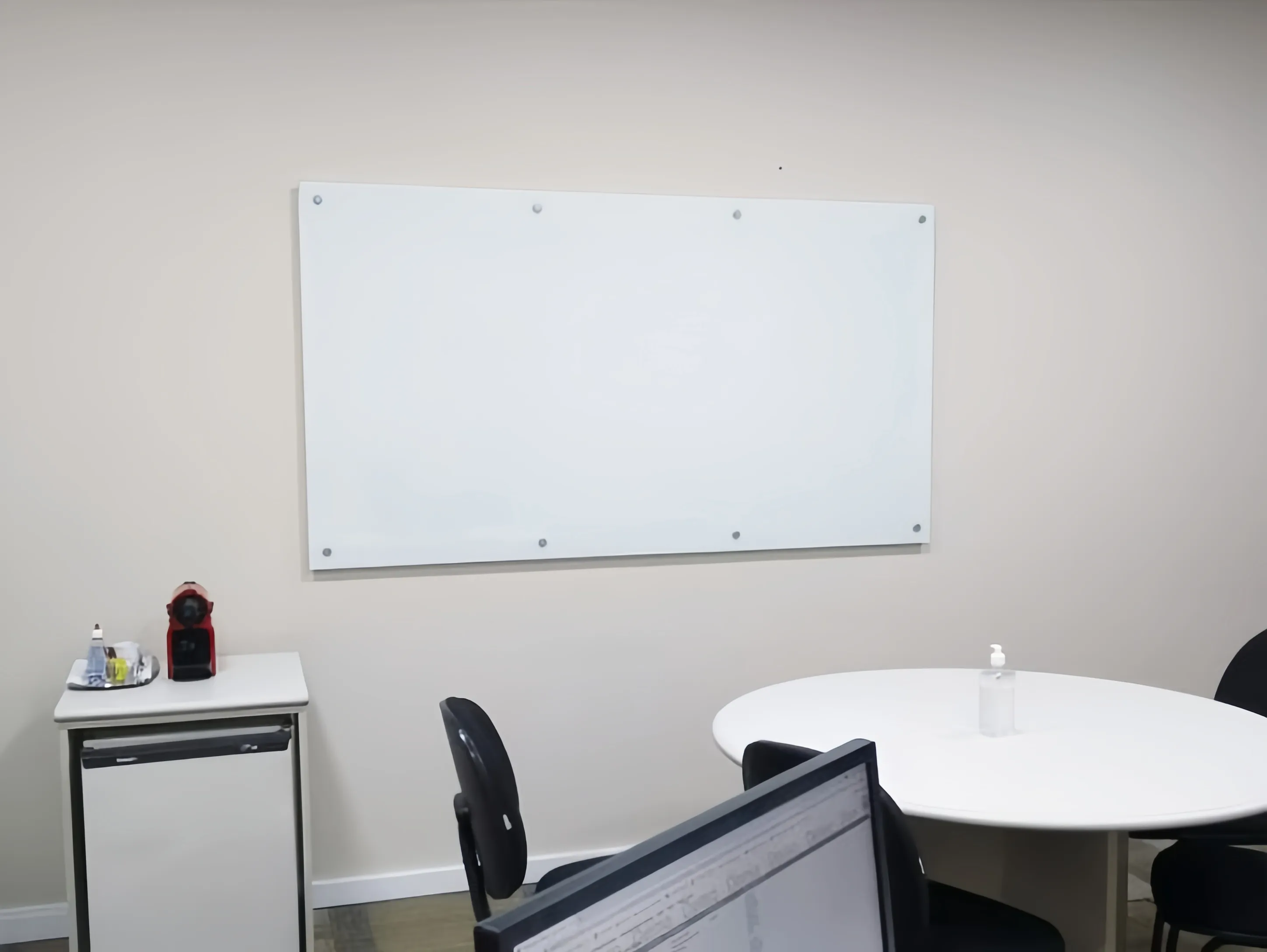 Papan Tulis Glassboard Purwokerto