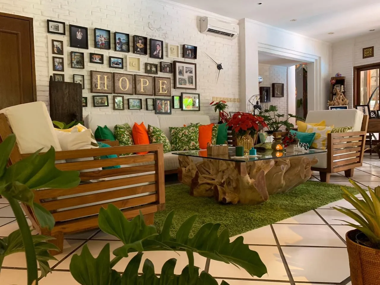 Turun harga rumah tropis nan sejuk di bintaro jakarta selatan