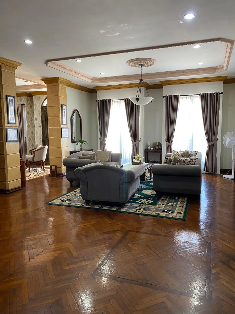 Rumah kokoh siap huni di pondok indah jakarta selatan
