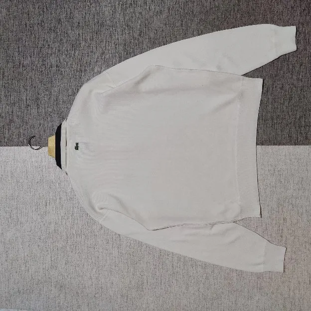 Jaket Sweaters Lacoste LIVE Boxy colour White Size M preloved