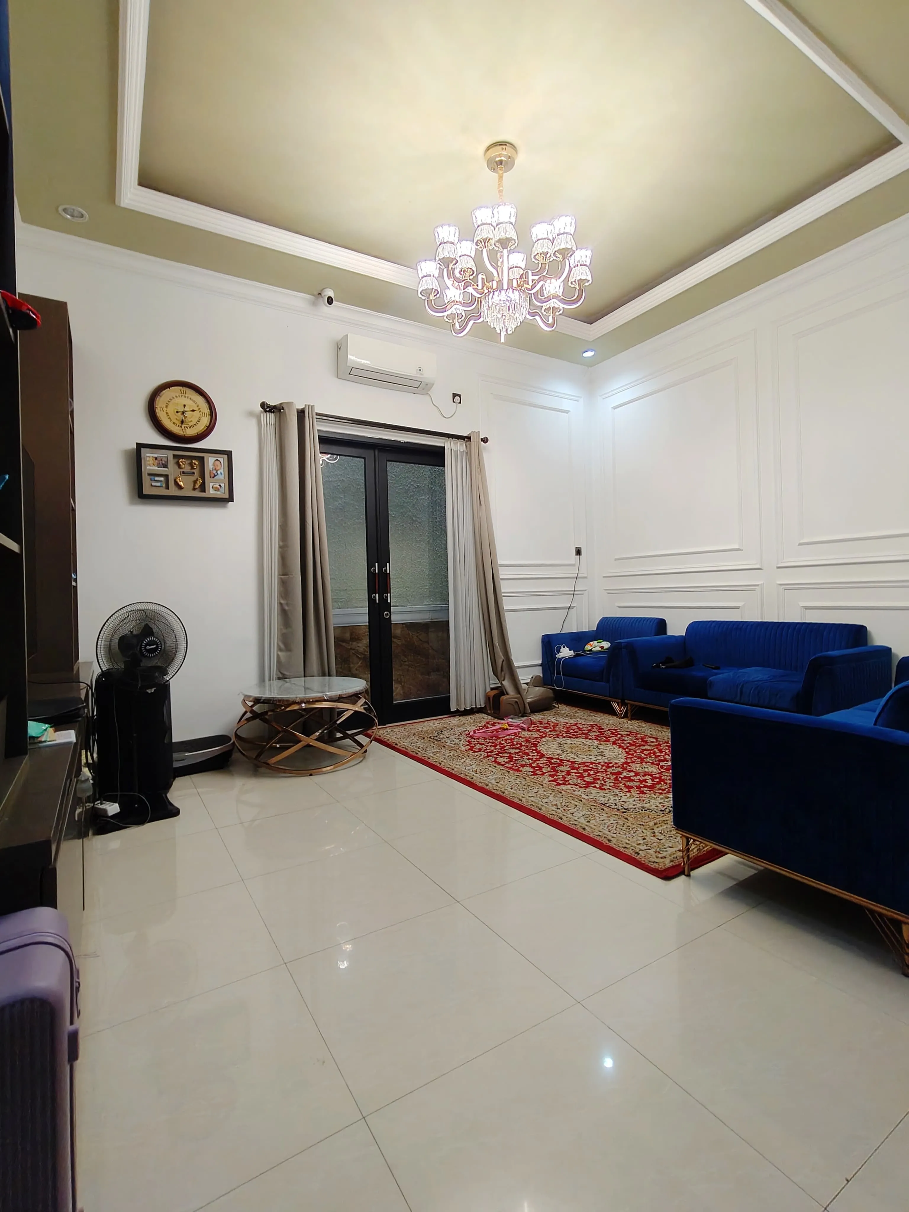 Rumah full furnish 2 lantai siap huni di komplek duren sawit jakarta