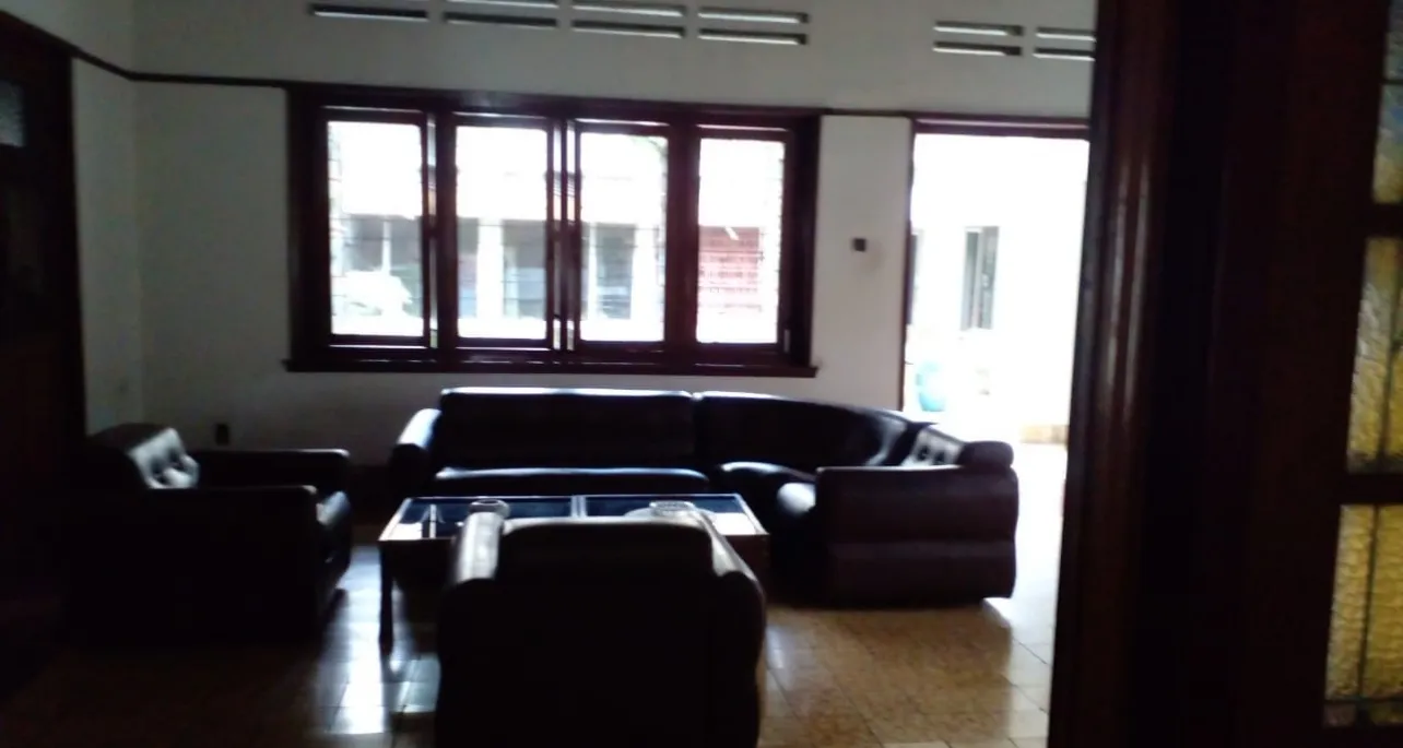 Jual Rumah Tua Bagus di Jalan Ahmad Yani Kota Semarang