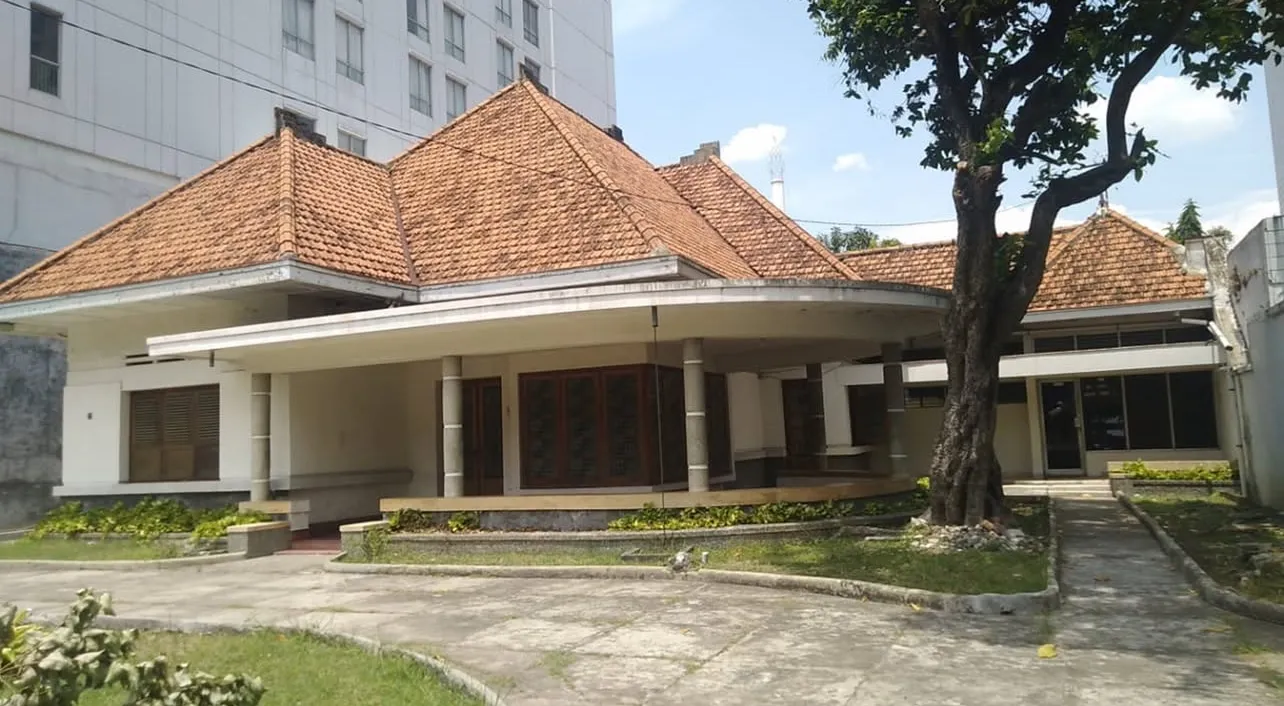 Jual Rumah Tua Bagus di Jalan Ahmad Yani Kota Semarang