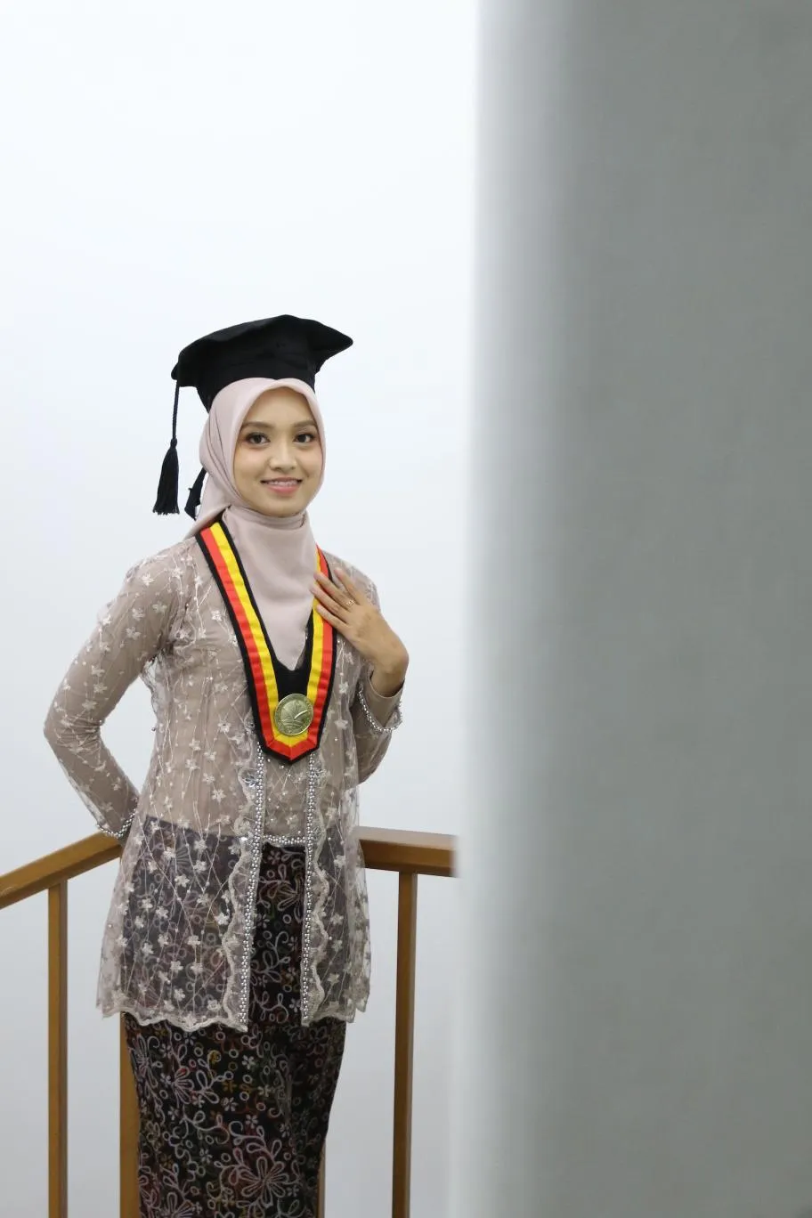 Profesional, Kebaya Modern Kutubaru, Wisuda, Tunangan, Berhijab, Palembang, NENG LINA KEBAYA