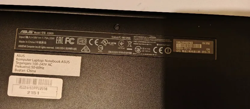 Notebook Asus E202s Series
