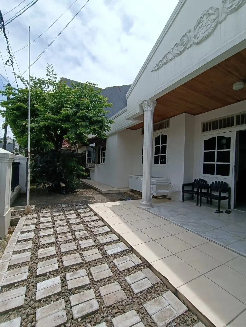 Jual Rumah Bagus Kawasan Bukit Kemanggisan Indah Jakarta Barat