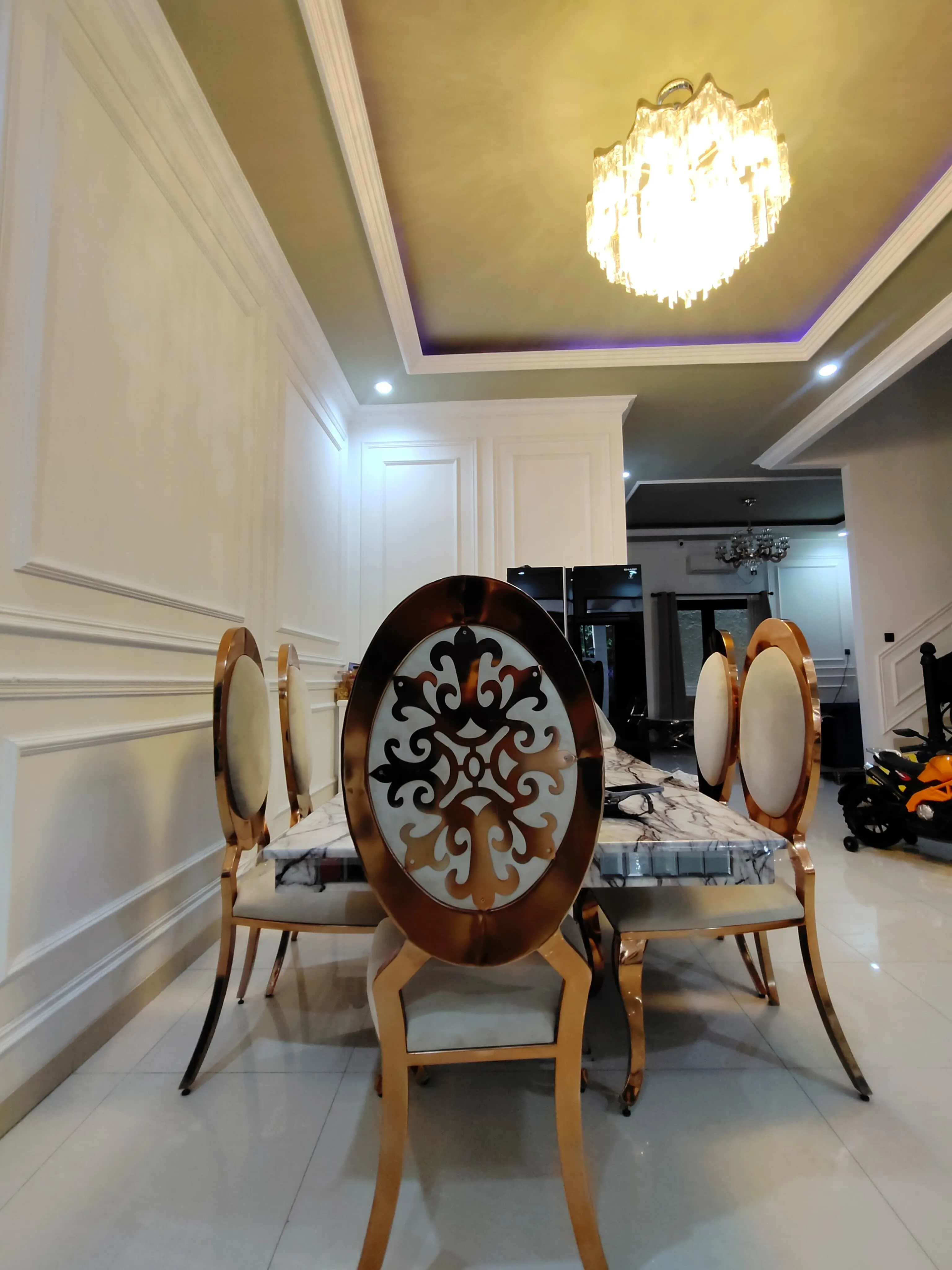 Rumah full furnish 2 lantai siap huni di komplek duren sawit jakarta
