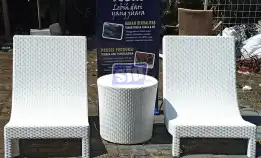 Pengrajin 1 Set Sun Lounger Sunbed Kursi Kolam Renang Rotan Sintetis