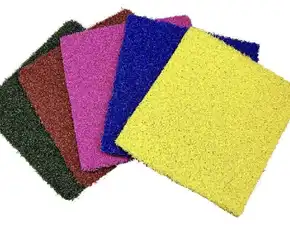 Pemasangan Rumput Untuk Lapangan Padel