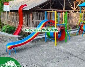 Gambar Ayunan Besi Sederhana Dan Mainan Playground Kec Serpong Utara Tangerang Selatan