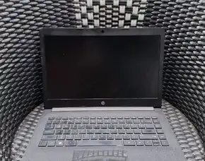 Laptop Hp Elitebook 240 G7