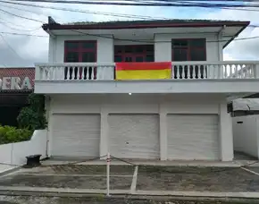 Dikontrakkan Rumah Untuk Usaha Pinggir Jalan Raya