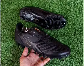 Sepatu Bola Diadora Brazil Kulit Asli