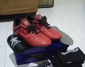 Jual Sepatu Bola Wats Buatan Lokal