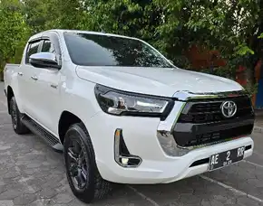 Hilux Double Cabin V 4x4