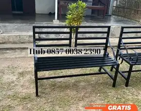 Tempat Bangku Dan Meja Taman Untuk Ruang Tunggu Kec Susukan Cirebon