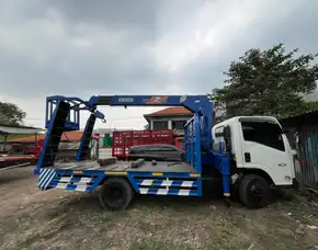 Murah Berpengalaman Sewa Sky Lift Wilayah Surabaya