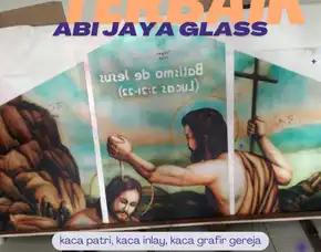 Pesan, Motif Yesus Kaca Patri Grafir Inlay Gereja Alor