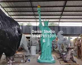 Patung   Tugu Selamat Datang Kota