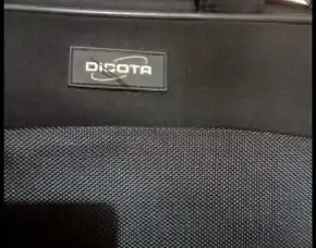 Tas Laptop Dicota