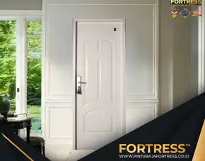 Berkualitas (Fortress) Pintu Baja Warna Hitam Di Pegunungan Bintang