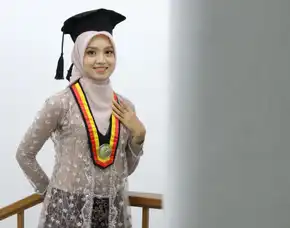 Profesional, Kebaya Modern Kutubaru, Wisuda, Tunangan, Berhijab, Palembang, Neng Lina Kebaya