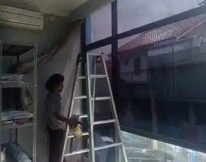 Spesialis Jasa Pemasangan Kaca Film Rumah Serpong