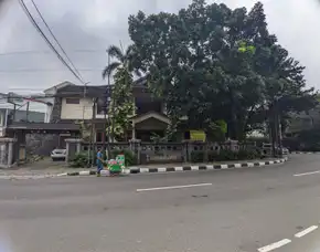 Hunian Second Siap Huni Tanah Luas Lokasi Strategis Di Kebayoran